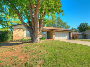 1107 W Neptune Rd, Edmond, OK 73003