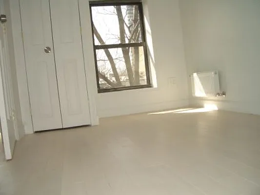 Rented by Brooklyn Vertical Inc. | media 11