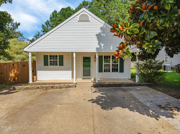 262 Highgate Cir, Wake Forest, NC 27587