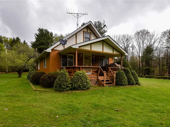 963 Blood Rd, Clarington, PA 15828