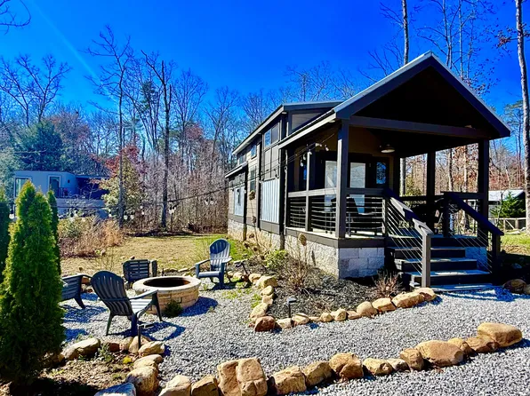 122 Hemlock Dr, Tracy City, TN 37387