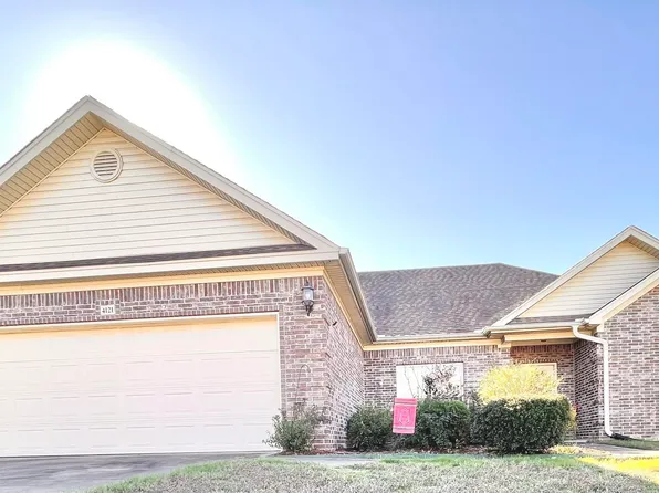 4121 Madrid Dr, Benton, AR 72015