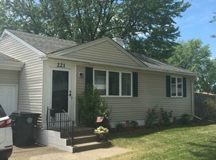 221 Rehm Rd, Depew, NY 14043