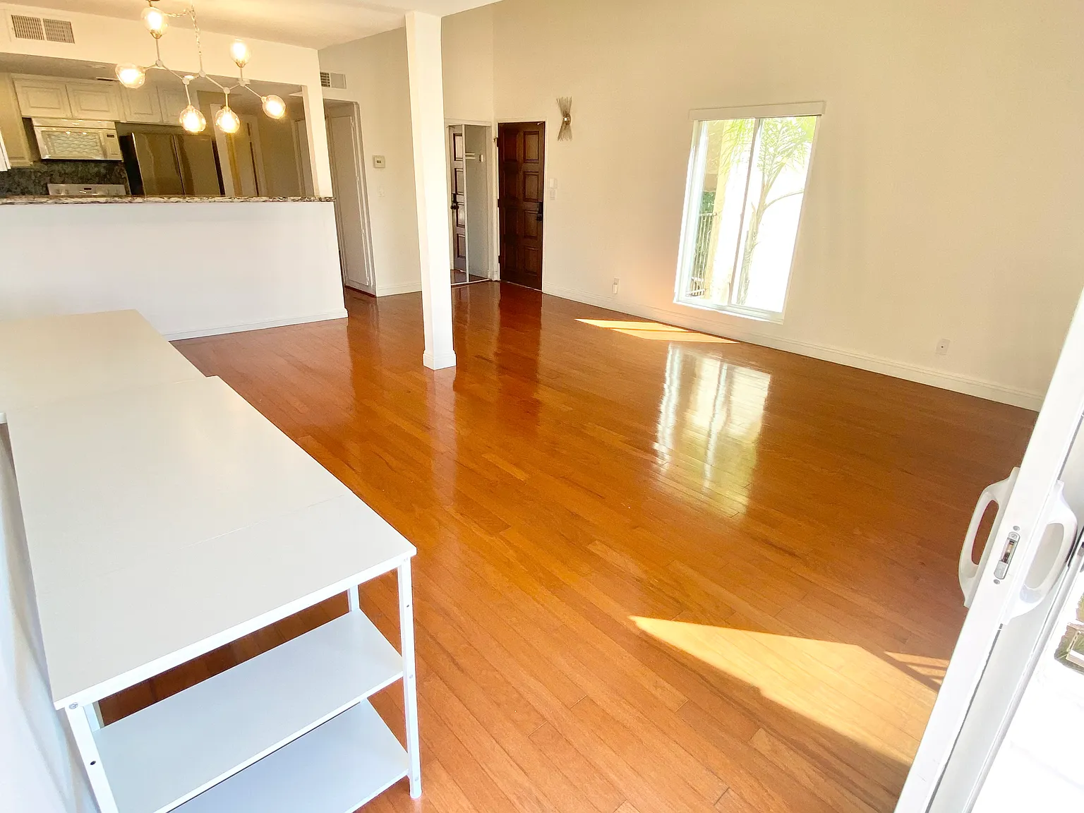 23401 Park Sorrento — Photo 4