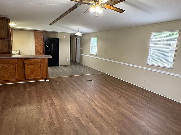 2nd image of 705 Williamsburg Dr