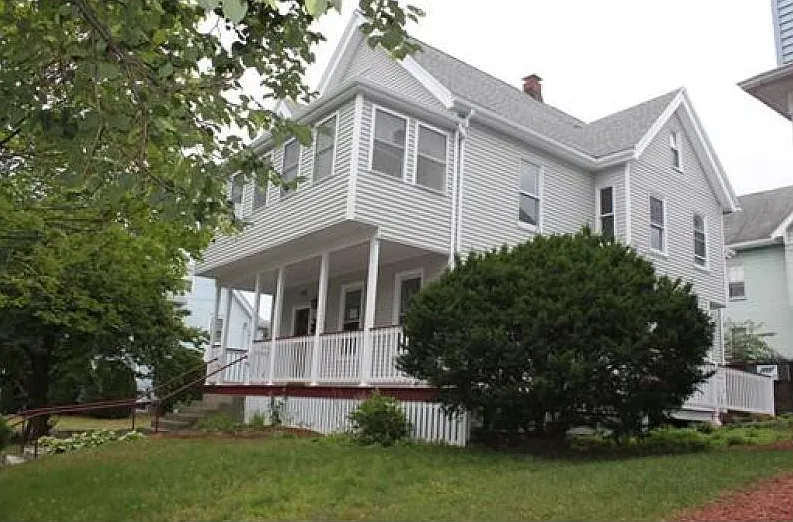 97 Cross St #2