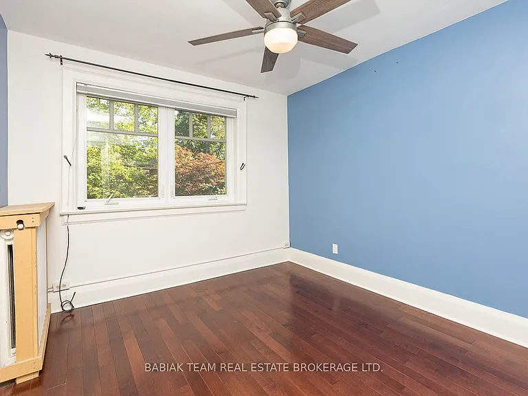 94 Woodside Ave — Photo 11