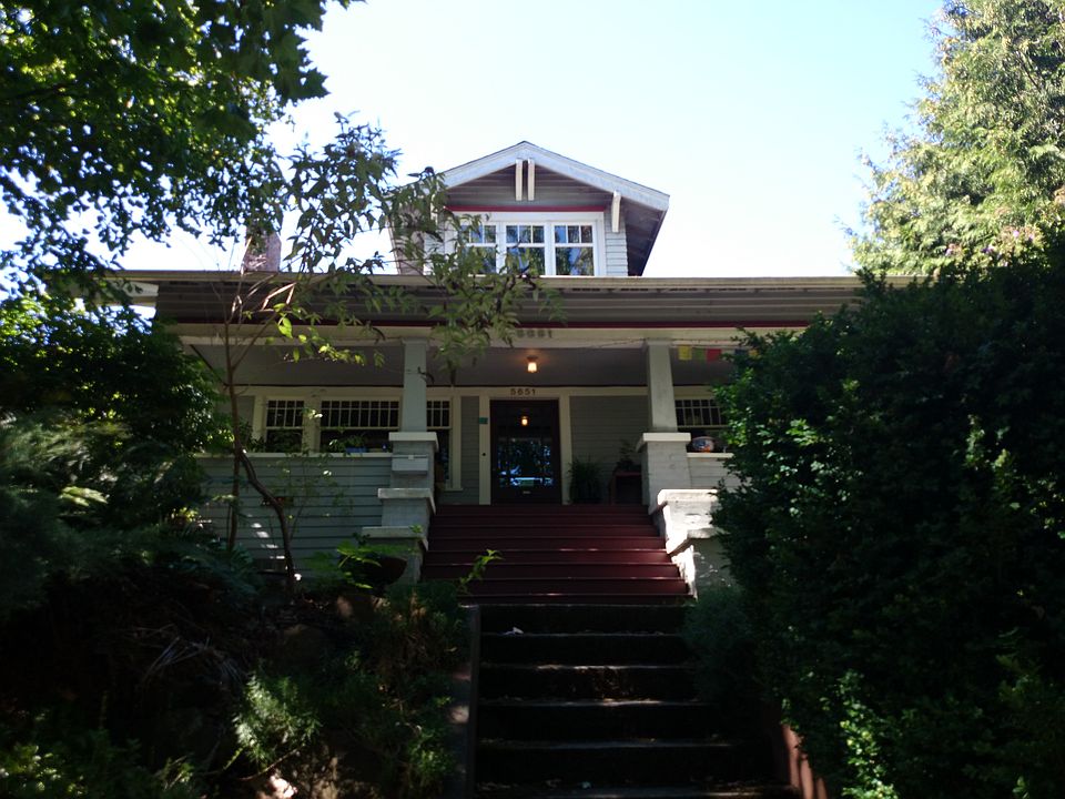 2nd image of 5651 12th Ave NE