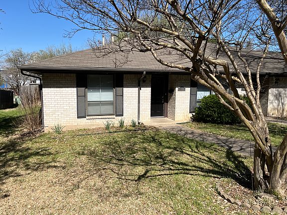 3rd image of 1506 Parkside Dr