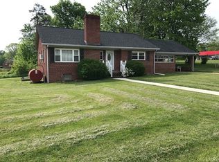 199 Lucy St, Appomattox, VA 24522