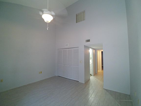 3rd image of 438 Valerie Dr