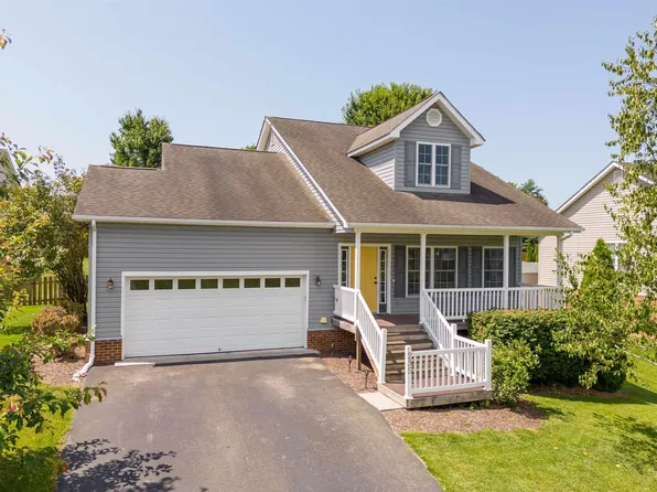 235 Meadow Dr, Christiansburg, VA 24073