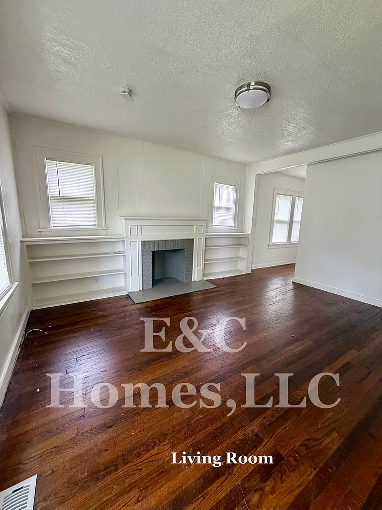 2805 Denver Street - 1 — Photo 2