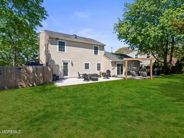 2 Priscilla Lane, Howell, NJ 07731