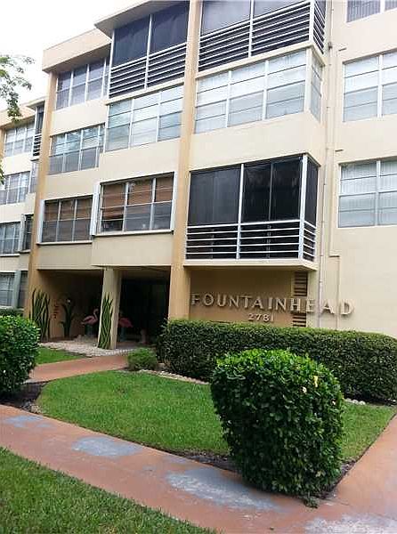 Oasis in the sky! Waterviews from every room!