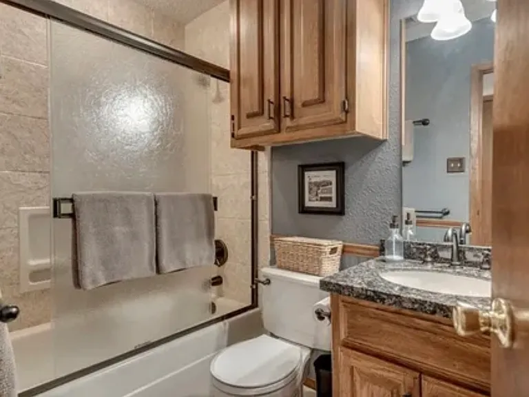 4702 Cindy Pl — Photo 12