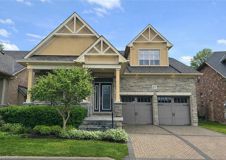 1st image of 27 Black Walnut Cres