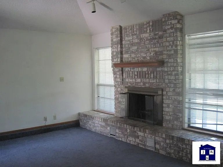 1107 Tyler Dr — Photo 16