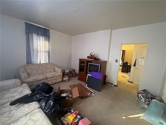 5th image of 116 Castner Ave