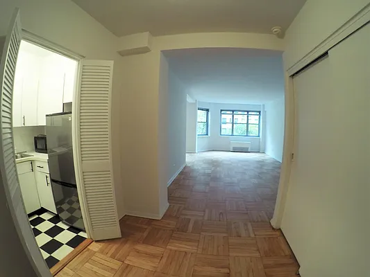 Rented by Keller Williams NYC | media 43