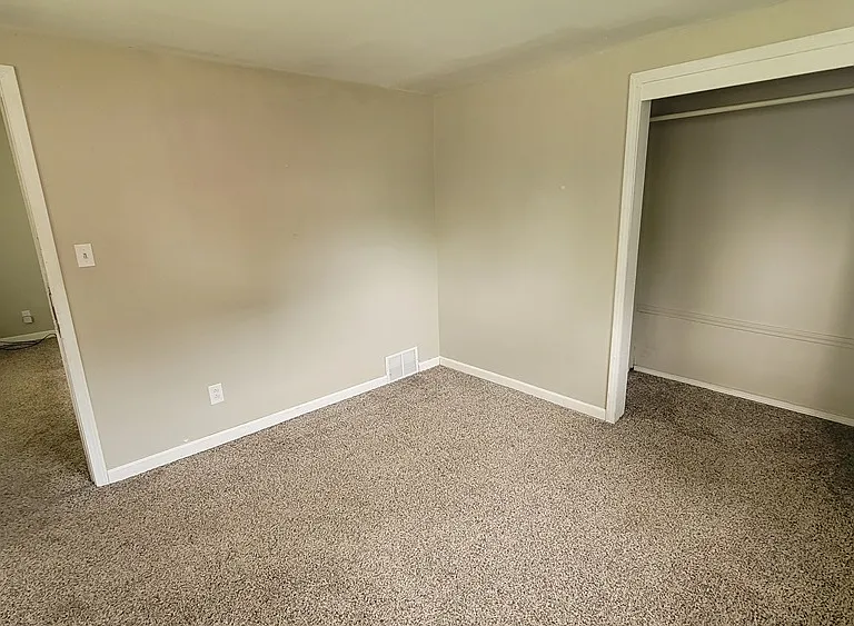 2824 McKoon Ave #0 — Photo 18