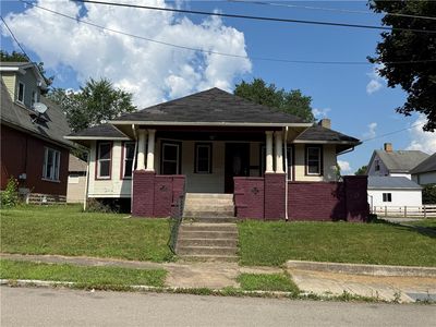 706 Young St, New Castle, PA, 16101