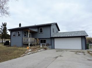 202 Chickadee Ct, Box Elder, SD 57719