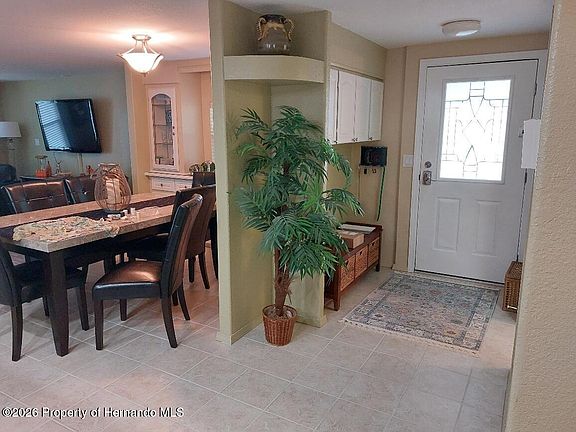 5th image of 14371 Rialto Ave