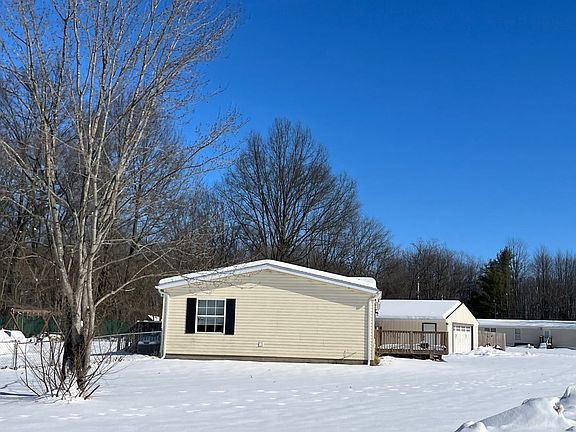 3rd image of 1575 Friendly Ln