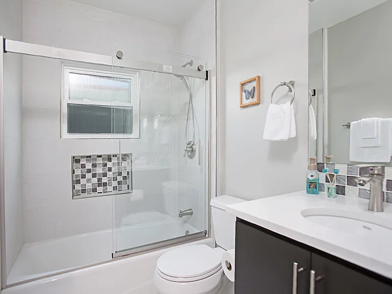 819 Dover Ct #1 — Photo 10