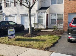 58 Windsong Cir, East Brunswick, NJ 08816