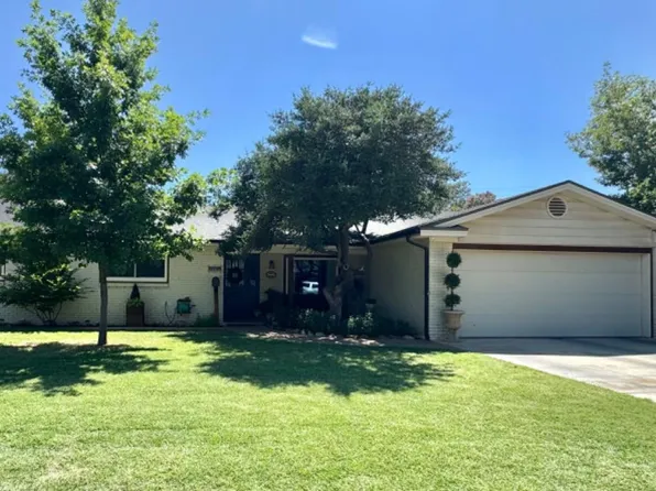 6118 Louisville Dr, Lubbock, TX 79413