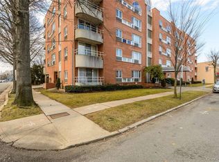 205 Mineola Boulevard #4D, Mineola, NY 11501