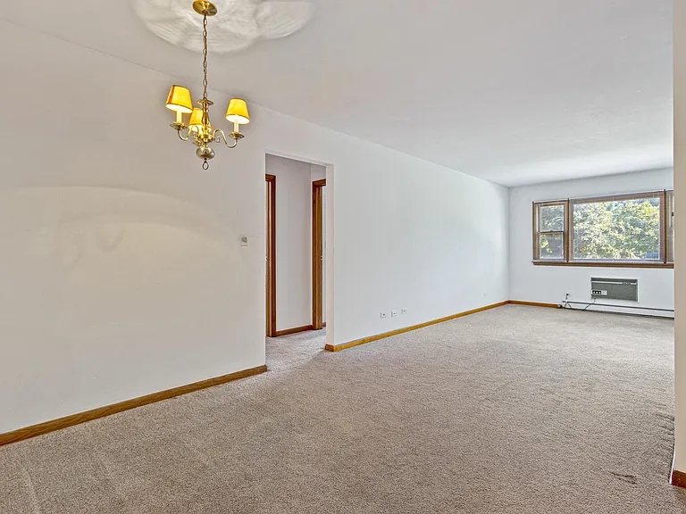 125 N Hayward St — Photo 1