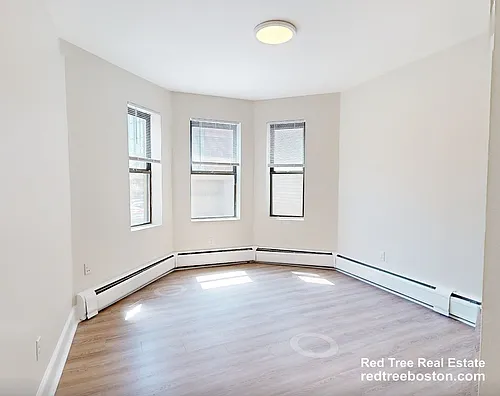 833 Beacon St #206 Photo 1