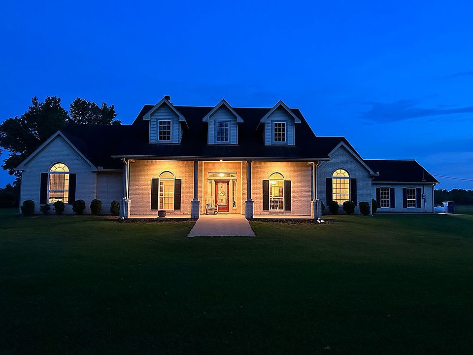 2nd image of 623 County Road 661