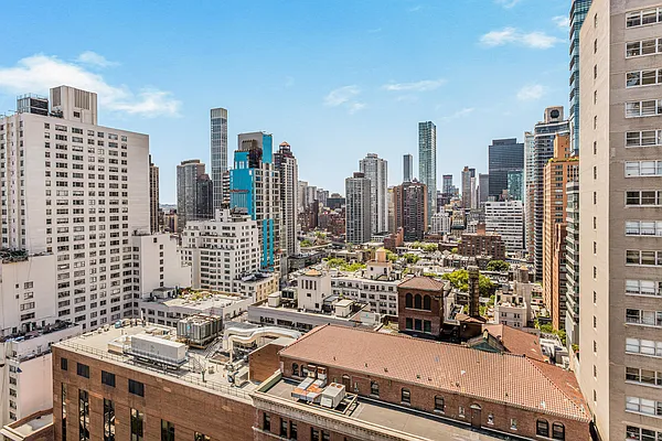 Sold by Furumoto Realty of New York City Inc | media 20