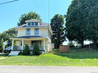 8 Clinton Ave, Catskill, NY 12414