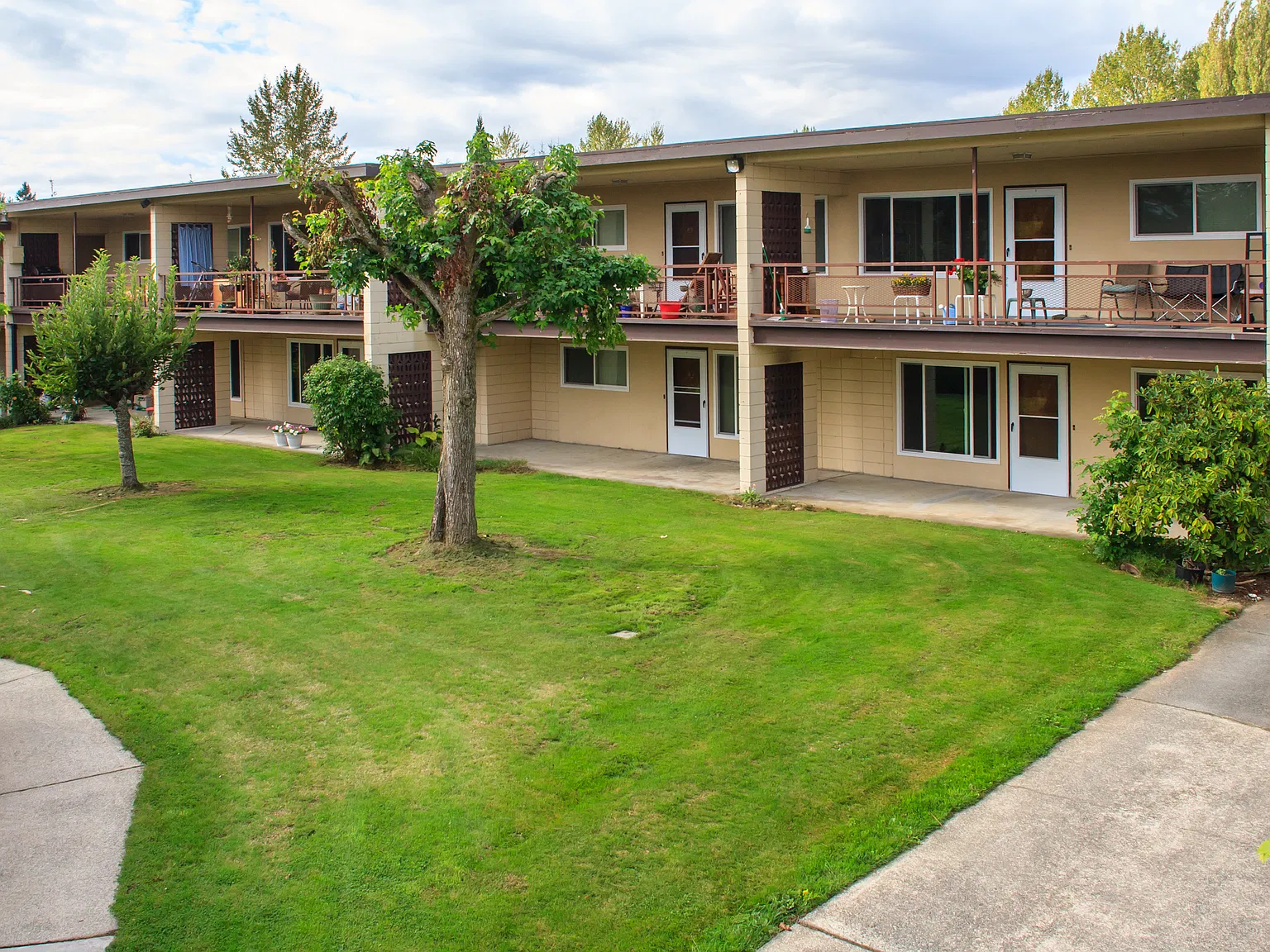 2 bed, $1,495 — Photo 2