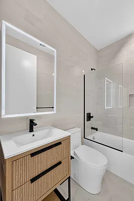 Bathroom, photo 2