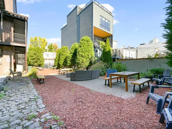 300 Communipaw Avenue image 31 of 34