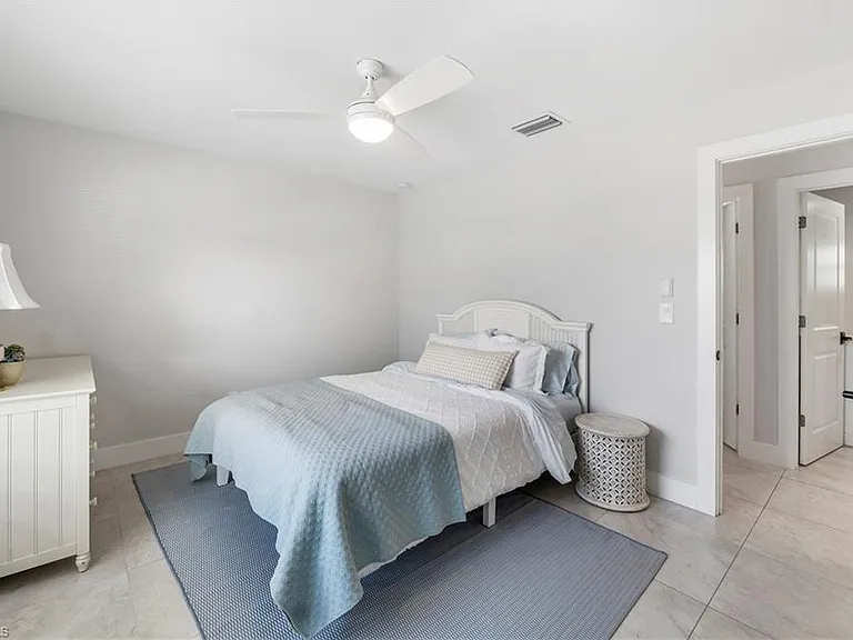27302 Dortch Ave — Photo 16