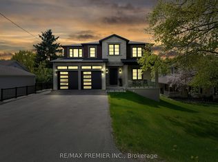 42 Alice St, East Gwillimbury, ON L0G1M0