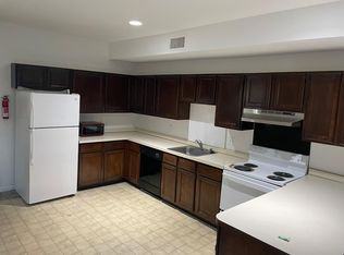 908 N Adams St APT 2, Wilmington, DE 19801