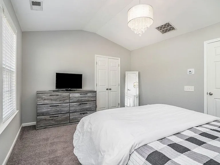 10428 Winslet Dr — Photo 16