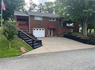 2487 Oakhill Dr, New Kensington, PA