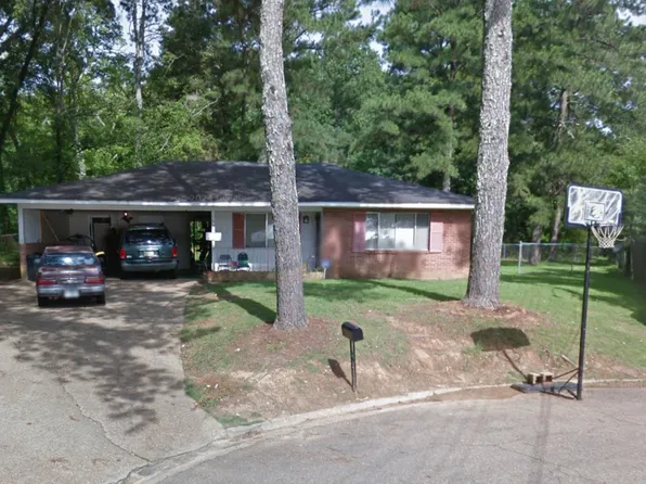 1645 Camellia Ln, Jackson, MS 39204