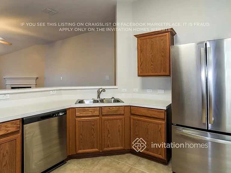 2815 Arabian Ln — Photo 7