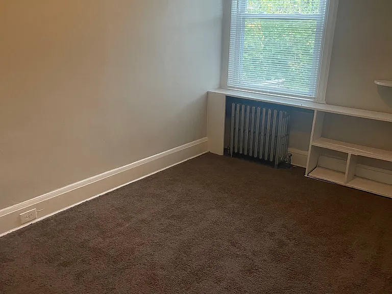 528 Winston Ave #2 — Photo 8
