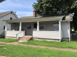 3913 39th St, Nitro, WV 25143